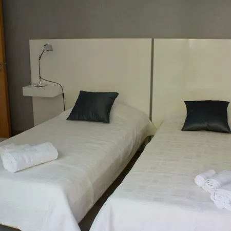 Design House Aroeira Golf Villa *
