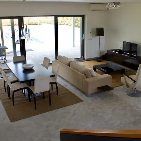 Villa Design House Aroeira Golf Charneca (Setubal)