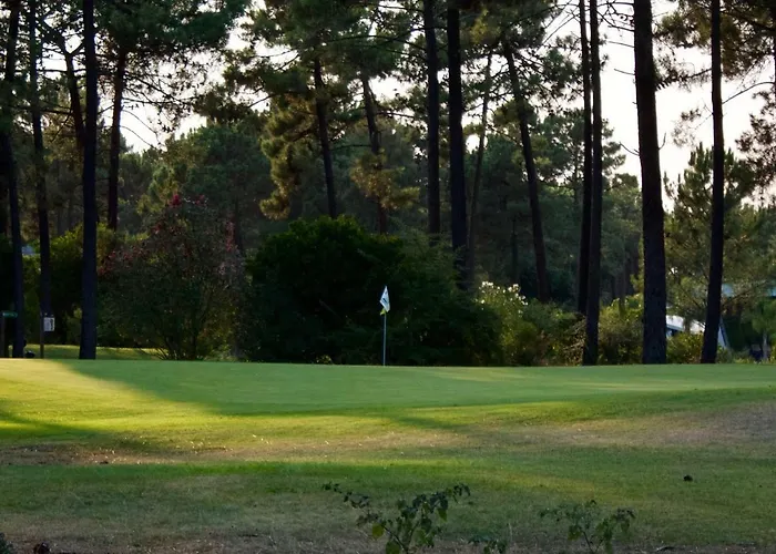 Design House Aroeira Golf Villa Charneca (Setubal)