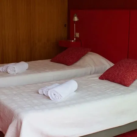 Villa Design House Aroeira Golf Charneca (Setubal)